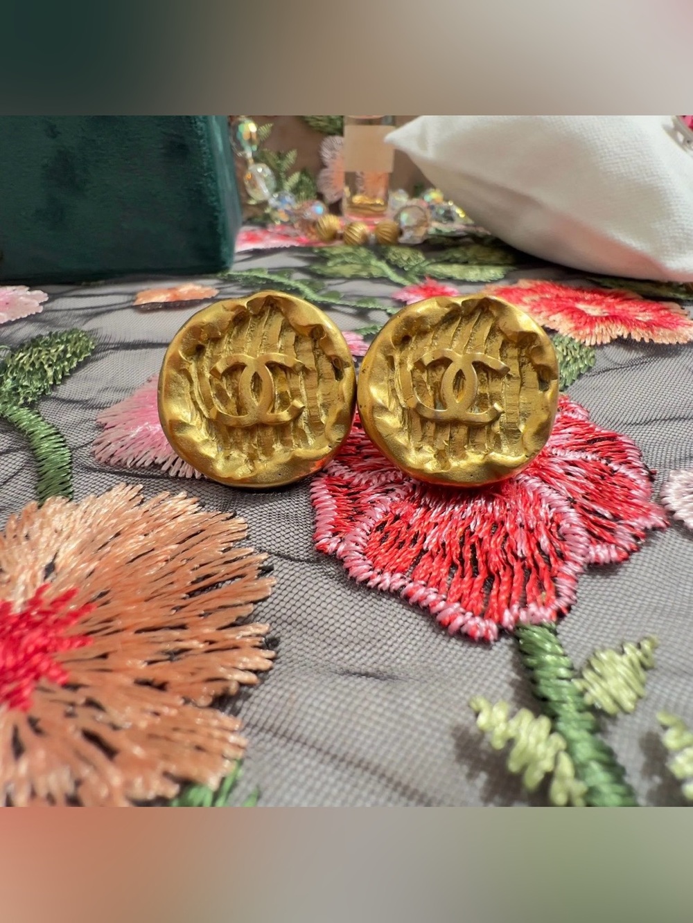 AUTH CHANEL CC Clip On Earrings - 24K GP Clips, CC Emblem Center Made in France